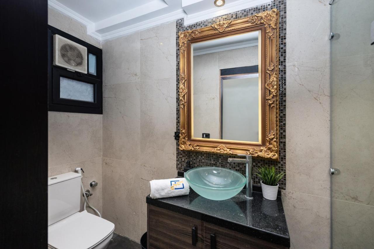The Bold Parisian House - Steps From The Best Mall In Cairo Exterior photo
